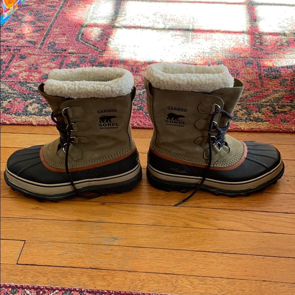 Sorel wool winter heavy duty boots. - Picture 2 of 2